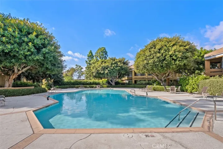 73 Vassar Aisle 198, Irvine, California 92612