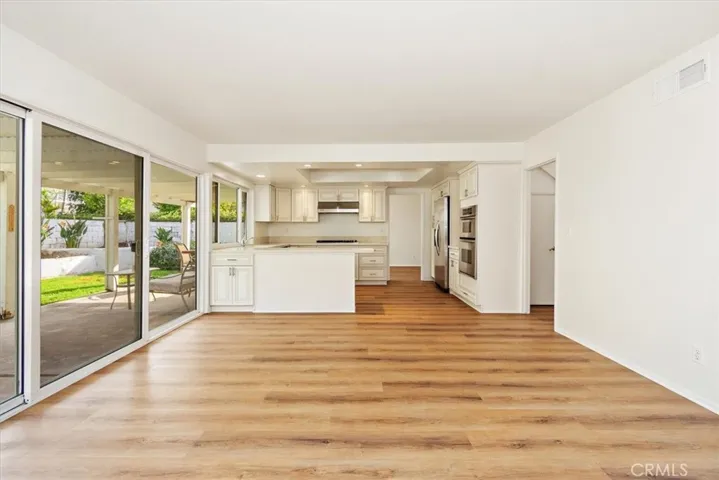 2221 Silk Tree Drive, Tustin, California 92780