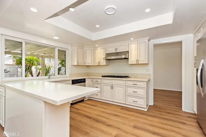 2221 Silk Tree Drive, Tustin, California 92780