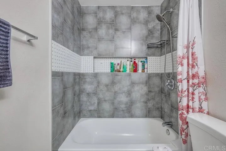1703 Summertime Drive, El Cajon, California 92021
