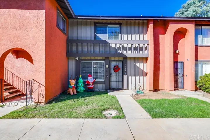 1703 Summertime Drive, El Cajon, California 92021