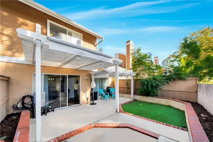 37 Sandalwood 91, Aliso Viejo, California 92656