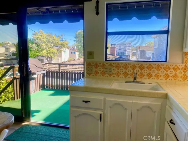 1107 Balboa Avenue, Newport Beach, California 92662