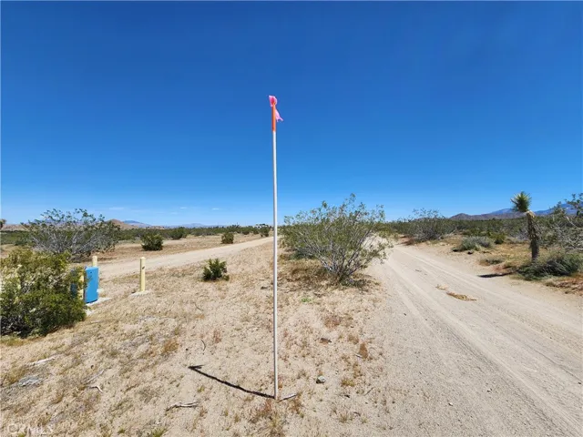 2 Ac Foothill Road, Lucerne Valley, California 92356