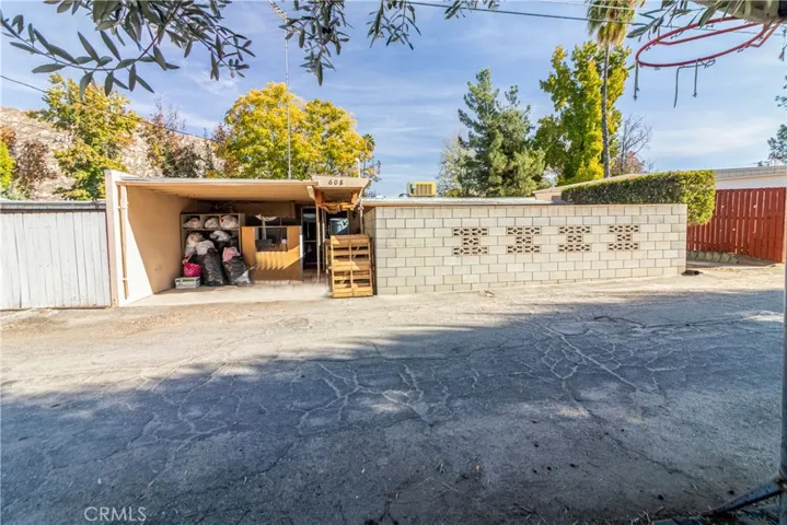 608 Gibbel Road, Hemet, California 92543