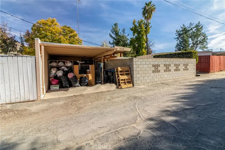 608 Gibbel Road, Hemet, California 92543