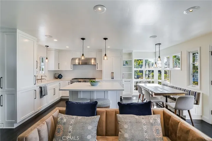 604 Anita Street, Laguna Beach, California 92651