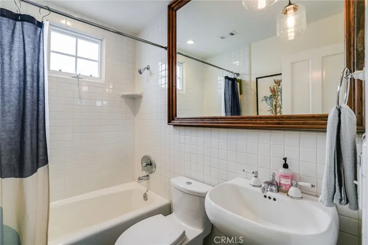 604 Anita Street, Laguna Beach, California 92651