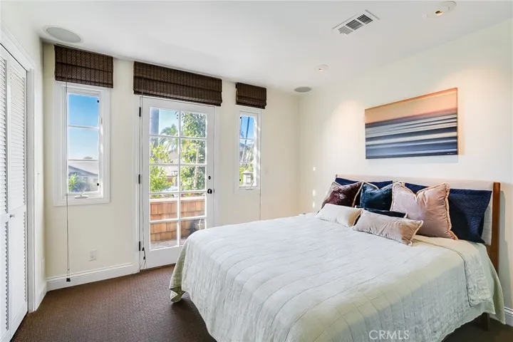 604 Anita Street, Laguna Beach, California 92651