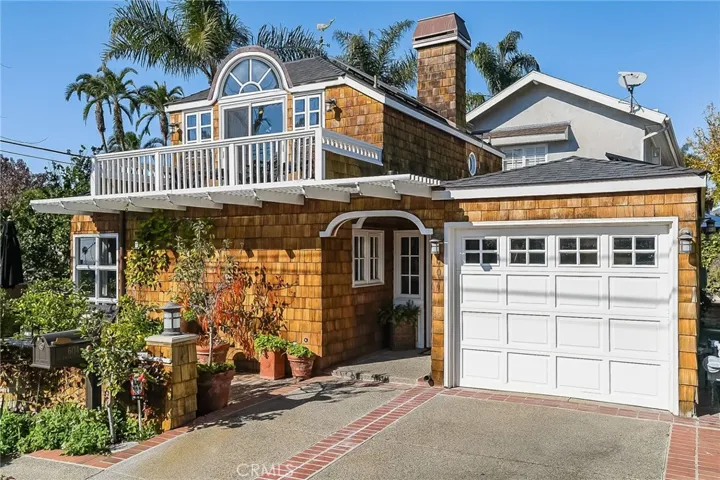 604 Anita Street, Laguna Beach, California 92651