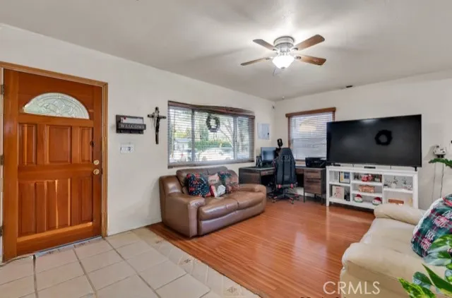 7044 Rhea Avenue, Reseda, California 91335