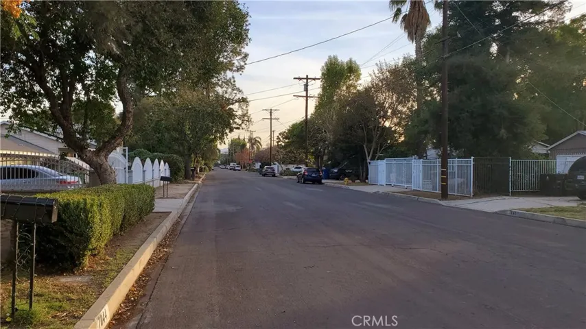 7044 Rhea Avenue, Reseda, California 91335