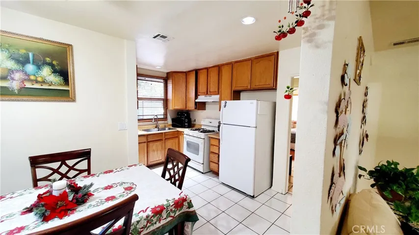 7044 Rhea Avenue, Reseda, California 91335