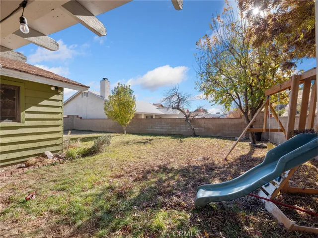 17885 Starboard Lane, Victorville, California 92395