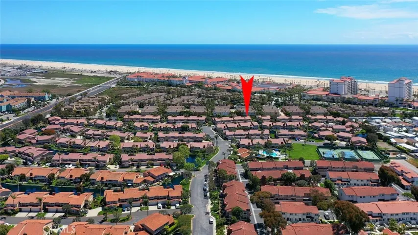 7816 Seabreeze Drive, Huntington Beach, California 92648