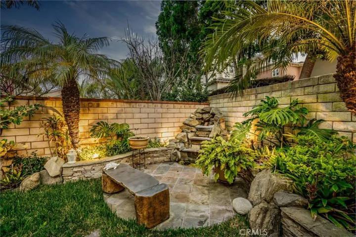 7816 Seabreeze Drive, Huntington Beach, California 92648