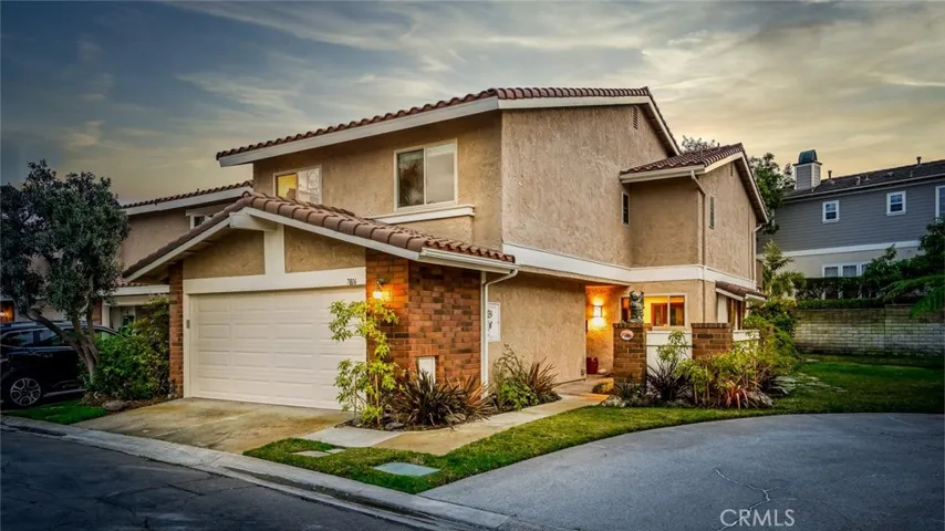 7816 Seabreeze Drive, Huntington Beach, California 92648