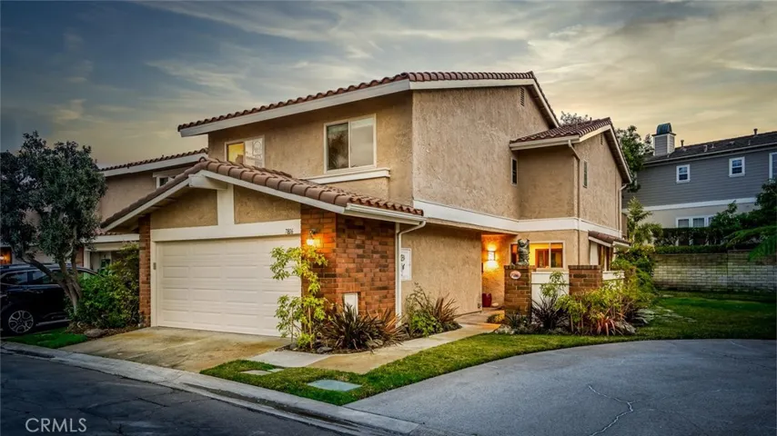 7816 Seabreeze Drive, Huntington Beach, California 92648