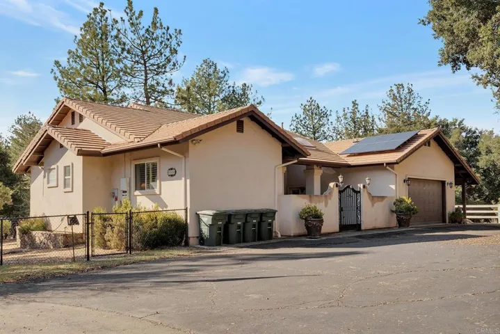 28882 Sleepy Hollow, Pine Valley, California 91962