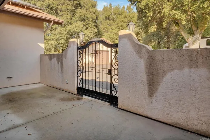 28882 Sleepy Hollow, Pine Valley, California 91962