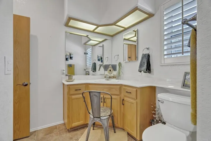 28882 Sleepy Hollow, Pine Valley, California 91962