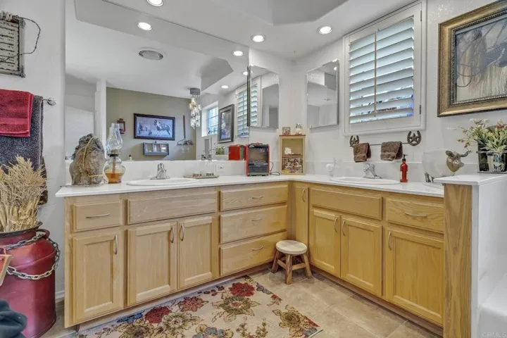 28882 Sleepy Hollow, Pine Valley, California 91962