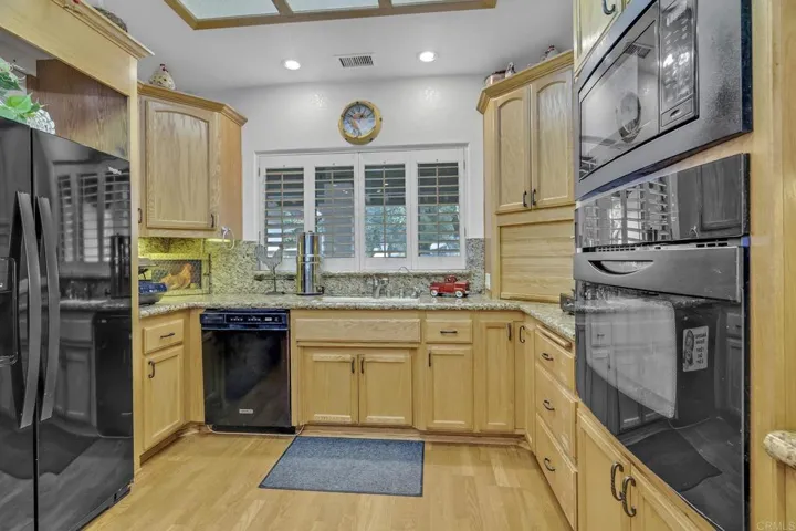 28882 Sleepy Hollow, Pine Valley, California 91962