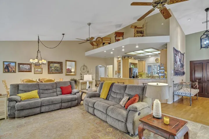 28882 Sleepy Hollow, Pine Valley, California 91962
