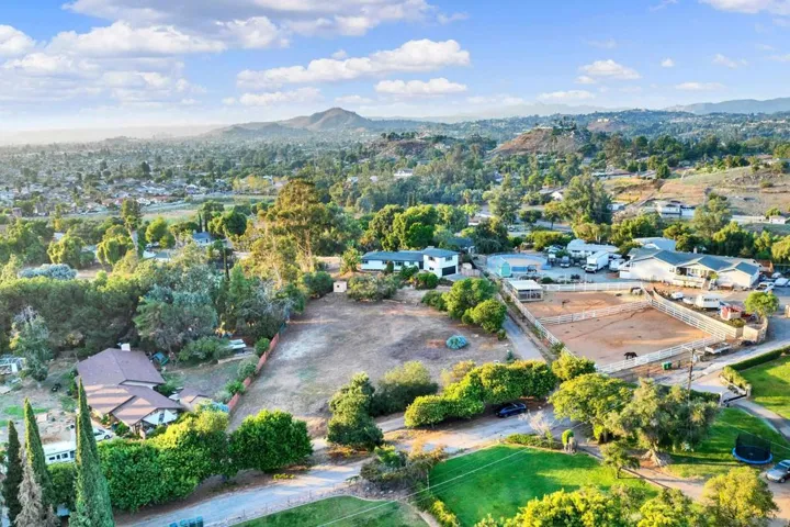 712 Van Horn Rd, El Cajon, California 92019