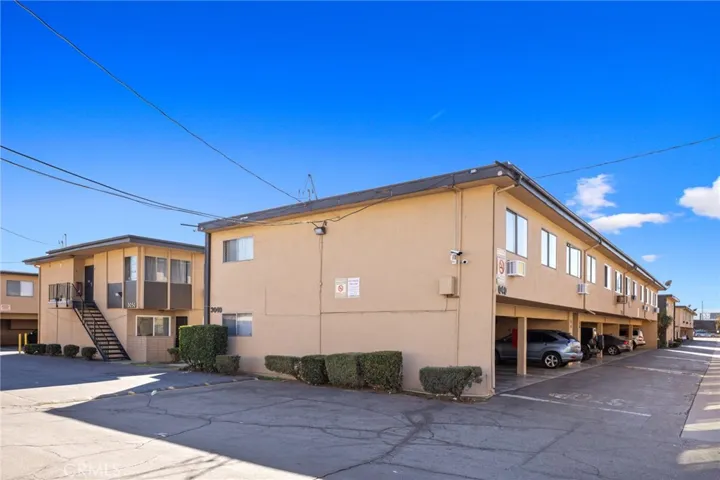 3040 Vineland Avenue 9, Baldwin Park, California 91706