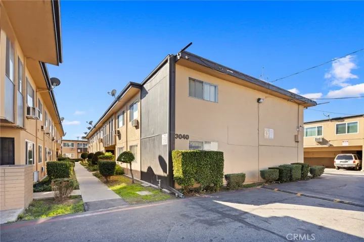 3040 Vineland Avenue 9, Baldwin Park, California 91706