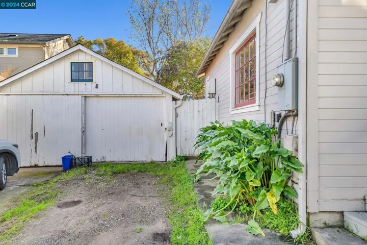 615 Walnut St, Petaluma, California 94952