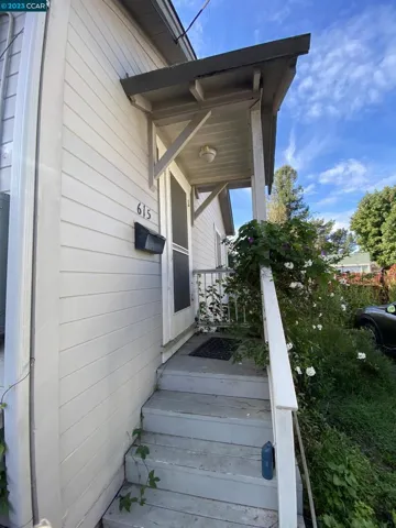 615 Walnut St, Petaluma, California 94952
