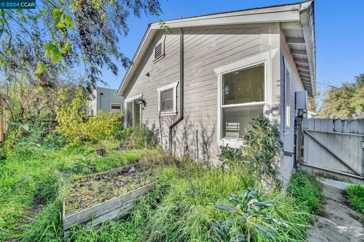 615 Walnut St, Petaluma, California 94952