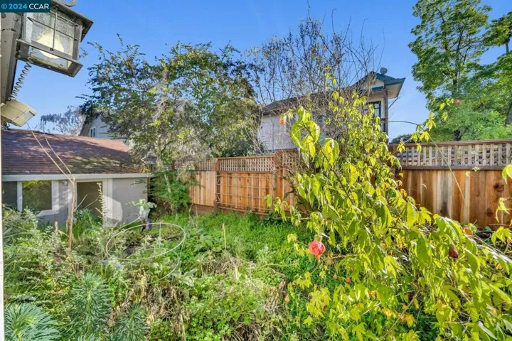 615 Walnut St, Petaluma, California 94952