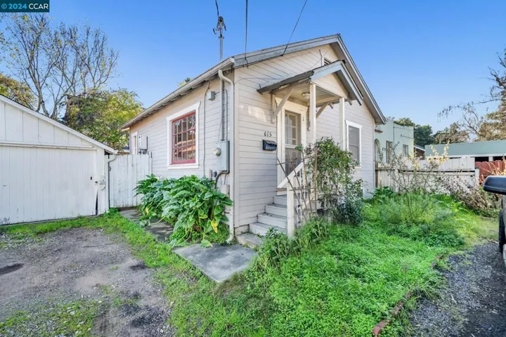 615 Walnut St, Petaluma, California 94952