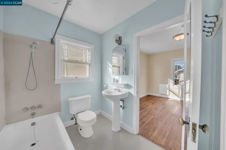 615 Walnut St, Petaluma, California 94952
