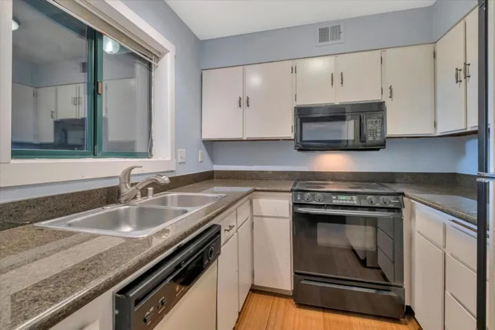 323 Broadway C1, Santa Cruz, California 95060