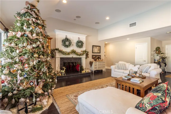23681 Posey Lane, West Hills, California 91304