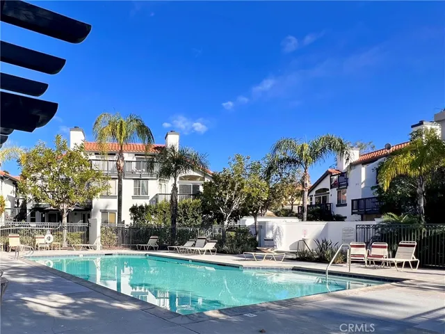Community pool