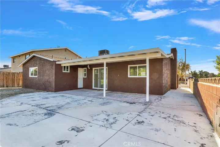 13977 Arrowhead Drive, Victorville, California 92395