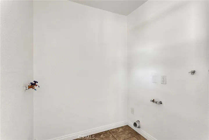 13977 Arrowhead Drive, Victorville, California 92395