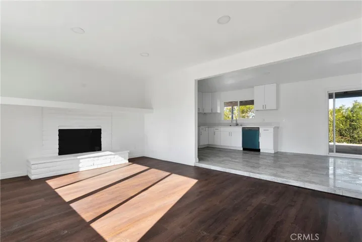 13977 Arrowhead Drive, Victorville, California 92395