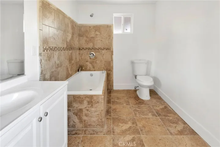 13977 Arrowhead Drive, Victorville, California 92395