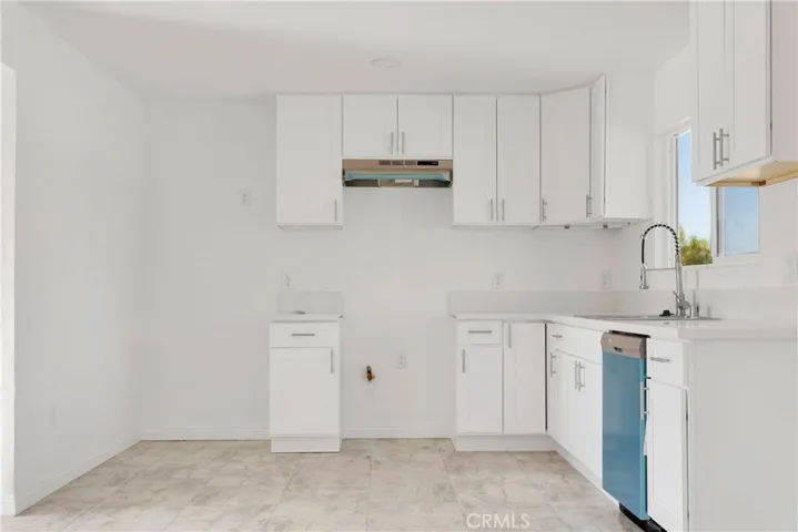 13977 Arrowhead Drive, Victorville, California 92395