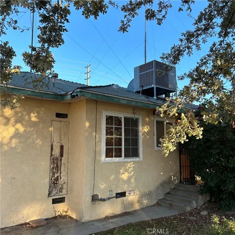 10404 Mountain View Avenue, Loma Linda, California 92354