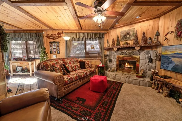 513 Sugarloaf Boulevard, Big Bear City, California 92314