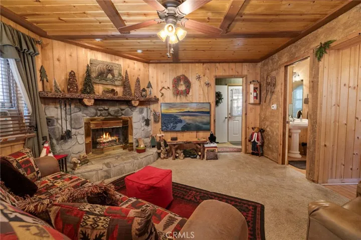 513 Sugarloaf Boulevard, Big Bear City, California 92314