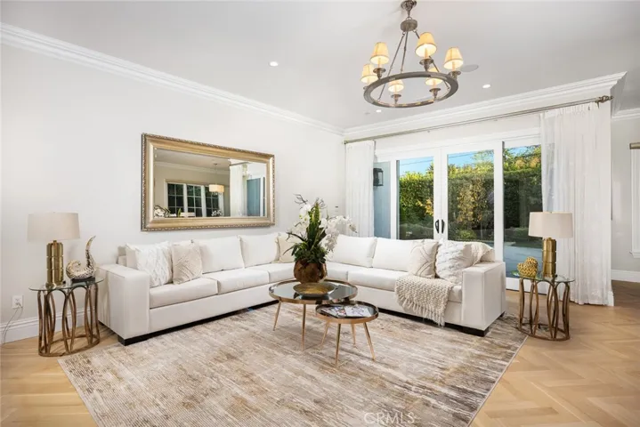 18 S Old Ranch Road, Arcadia, California 91007