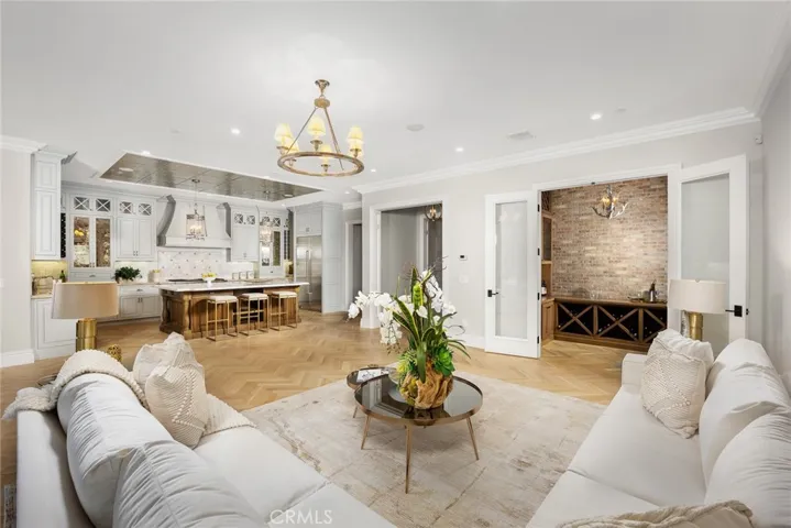 18 S Old Ranch Road, Arcadia, California 91007